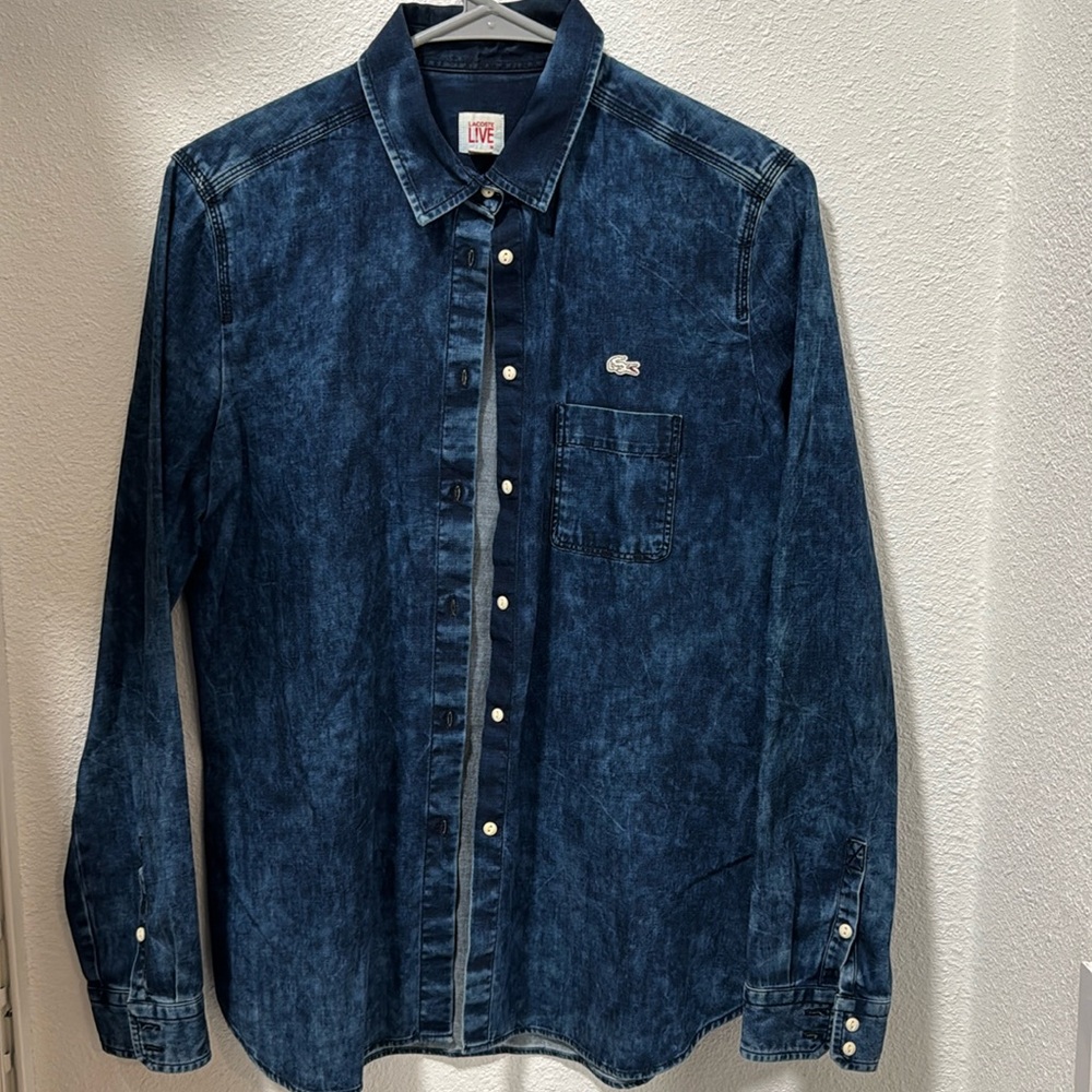 Lacoste women’s button-up shirt. Size Medium. Jean color